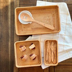 Bandejas Redondas de Mimbre Tejido, Decorativas de Madera Natural Estilo Boho, Multifuncionales para Servir, Contenedores de Almacenamiento de Pan, de un Solo Nivel, para Vajilla - Product Image 4