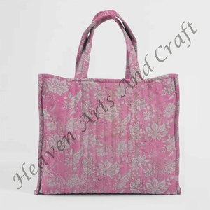 Sacs fourre-tout matelassés imprimés floraux pour le shopping de nuit cadeau fourre-tout Chic durable fourre-tout de tous les jours - Product Image 1