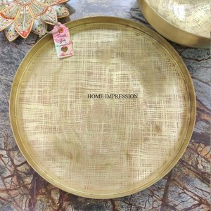 Plateau de service décoratif en aluminium poli miroir, doré et brillant, design merveilleux, taille et forme personnalisées, plateau moderne - Product Image 3