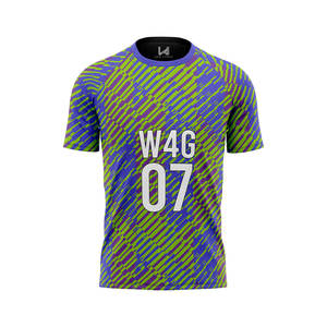 Uniforme de Fútbol Personalizado de Poliéster 100%, Diseño Moderno, Envío Rápido, Económico, Ligero y Transpirable con Estampado Frontal - Product Image 1