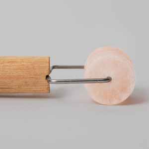 เครื่องนวดหน้าทำจากไม้หยกเกลือสีชมพูหิมาลัยธรรมชาติแบบ100% โลโก้ออกแบบได้ตามต้องการของขวัญสปาคุณภาพสูง - Product Image 2