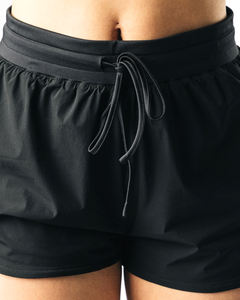 Pantalones cortos ligeros de algodón de cintura alta para mujer con bolsillos con cremallera para entrenamiento de gimnasia, viajes y ropa informal - Product Image 6