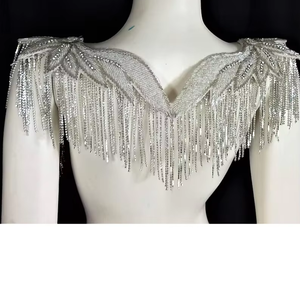 Patchs d'épaulettes en perles de cristal clair faits à la main strass accessoires de bijoux de mariée à coudre pour robes formelles et de mariée - Product Image 4