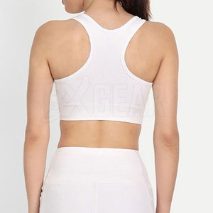 Soutien-gorge de fitness léger et confortable avec un design personnalisé offrant un ajustement sûr et une respirabilité améliorée - Product Image 5