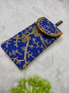 กระเป๋าใส่โทรศัพท์ปักลายหลากหลายแบบกระเป๋าเงินกลับของขวัญของขวัญสำหรับเพื่อนเจ้าสาว - Product Image 2