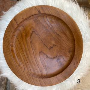 Assiette en bois ronde faite à la main Yin Yang pour fromage, planche de service en bois pour les aliments, grandes assiettes rondes en teck, vaisselle en teck - Product Image 3