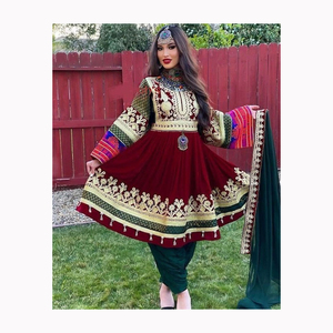 Vestido Tradicional Afgano Kuchi Hecho a Mano - Vestido Étnico Tribal con Monedas - Vestido de Novia Afgano - Vestido Banjara con Borlas - Product Image 6