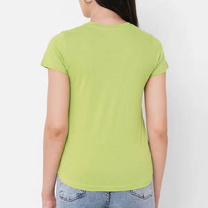 เสื้อยืดผู้หญิงสุดเก๋ 100% ผ้าฝ้าย เป็นมิตรกับสิ่งแวดล้อม สวมใส่สบาย ระบายอากาศได้ดี แห้งเร็ว สไตล์ลำลอง สำหรับฤดูร้อน รับผลิตแบบ OEM ขายส่งจำนวนมาก - Product Image 4