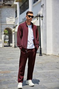 2025 personnalisé hommes survêtement ensemble coton Polyester 320GSM tissu doux gymnastique Sport formation costume deux pièces survêtement à capuche tenue - Product Image 6