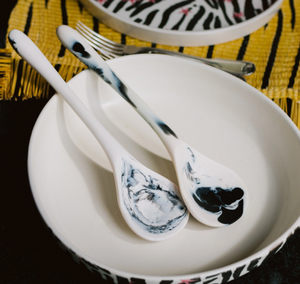 Juego de cubiertos de cuerno y madera multicolor hechos a mano, cubiertos duraderos para servir ensaladas, pasta, arroz o postres - Product Image 2