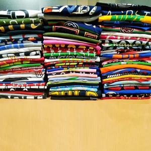 T-shirts pour hommes en coton 100% tricoté, col rond, manches courtes, coupe classique, haute qualité, personnalisables, vente en gros en surplus - Product Image 3