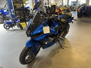 Offres authentiques 2025 - 2026 Suzukis GSX-8R nouvelle moto de rue 776cc expédition dans le monde entier de porte à porte - Product Image 2