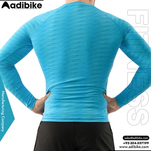 T-shirt de compression respirant à manches courtes pour homme, écologique, séchage rapide, sublimation personnalisée, qualité supérieure, vente en gros 2025 - Product Image 4