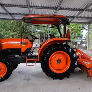 Mejor calidad Kubota Tractor 4WD M954KQ Venta caliente de alto rendimiento Maquinaria agrícola Precio de fábrica al por mayor - Product Image 6