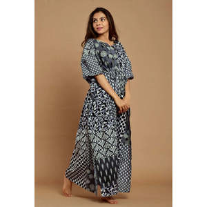 Free Size <b>Black</b> Cotton <b>Kaftan</b> with Custom Design Elegant Patchwork Print and Slits Breathable Floor-Length Dress for Leisure - Product Image 1