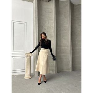 Jupe Ceinturée en Similicuir Noir TOPSHOW pour Femme, Motif Uni, Idéale pour Tenue Décontractée et Style Bureau - Product Image 6