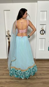 Bon prix Fil et séquence spéciaux pour adultes à petit budget fonctionnent entièrement au point Lahenga Choli populaire avec ensemble Dupatta au tarif de gros - Product Image 3