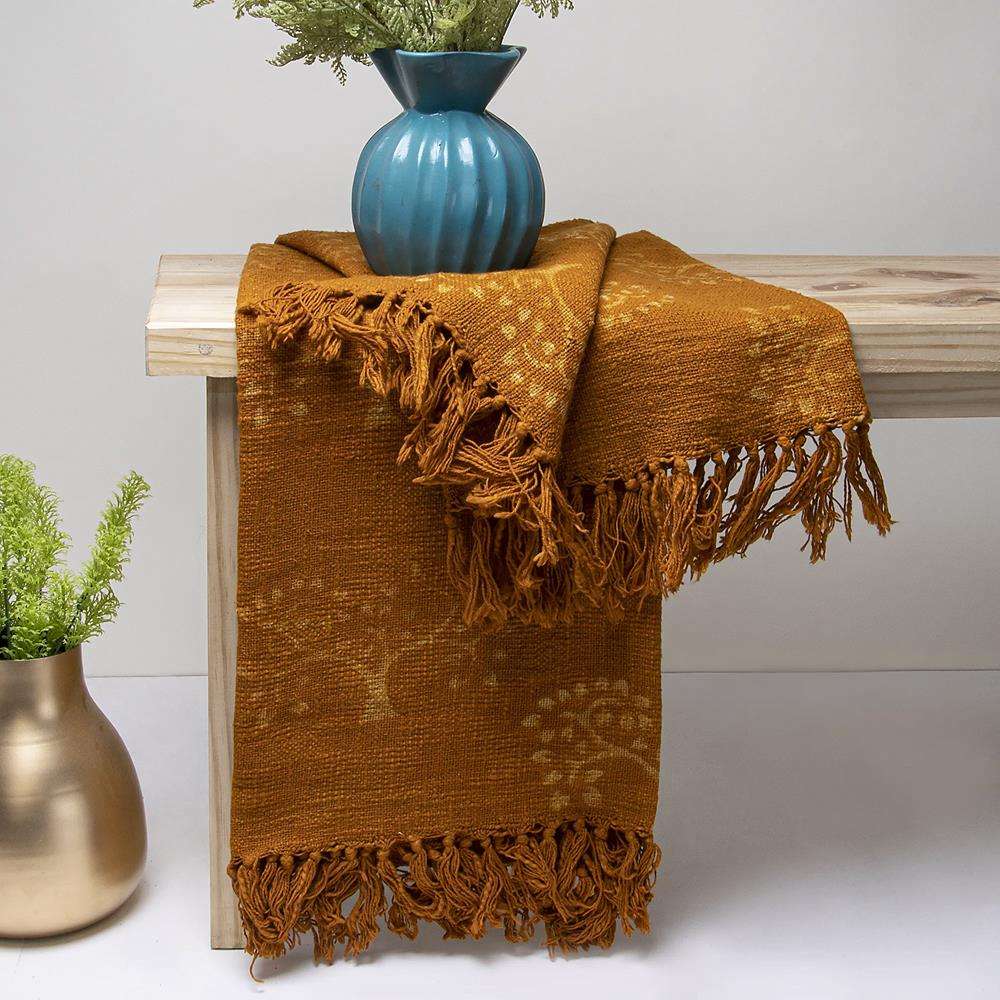 สีน้ำตาล