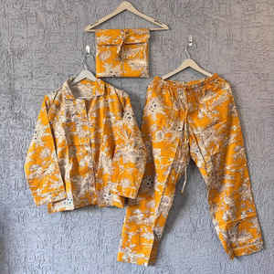 ชุดนอนแขนยาวผ้าคอตตอนพิมพ์ลายบล็อกด้วยมือสวยชุดใส่นอนกลางคืนดีไซน์ตามสั่งสำหรับฤดูหนาวและใบไม้ร่วง - Product Image 1