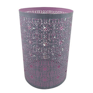 Vente en gros lot de 3 bougeoirs décoratifs en métal gris délavé de grande taille pour le salon faits à la main - Product Image 2