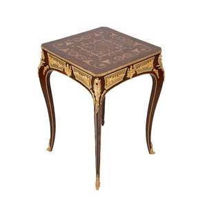 Mesa Auxiliar Cuadrada de Estilo Francés de Lujo con Incrustaciones Clásicas de Marquetería y Detalles Ornamentales de Latón Dorado para Decoración de Salones de Palacio - Product Image 5