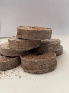 Exportation fibre de noix de coco granulés de coco léger pour la plantation de jardin à base compressée coco bouchon de tourbe de coco granulés de coco Jiffy - Product Image 5