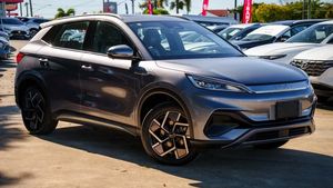 BYD ATTO 3 2023, SUV Extendido, Tracción Delantera, Volante a la Derecha/Izquierda - Product Image 4