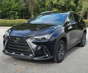 Disponible Lexus NX 250 Premium FWD 2025 Negro, Volante a la Izquierda, Asientos Calefactados, Asientos de Cuero, Transmisión Automática, Rines de Aleación - Product Image 1