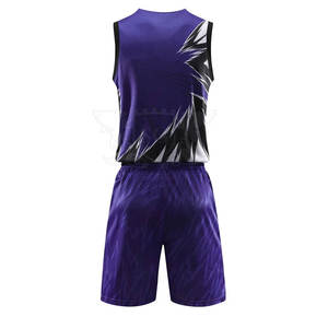 Uniformes de basket-ball personnalisés de haute qualité pour hommes, logo imprimé par sublimation de haute qualité, ensemble d'uniformes de basket-ball Sportswear inclus - Product Image 3