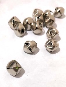 Clochettes rondes en fer poli argenté de 12 mm - Sculpture décorative chinoise moderne pour Noël - Product Image 2