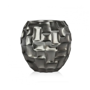 black color aluminum flower <b>vase</b> Hotel and Restaurant Handmade Flower <b>Vases</b> Hot Selling and High Quality Home Decoration - Product Image 1