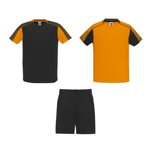 Completo Sportivo Juventus Personalizzato, Merchandising su Misura, T-Shirt Promozionali - Product Image 3