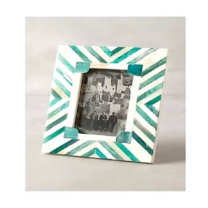 กรอบรูปครอบครัวช่างฝีมือที่สวยงามสามารถปรับแต่งได้ด้วยการฝังกระดูกและเรซินที่สวยงาม - Product Image 1