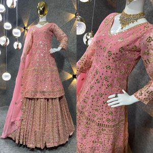 Faux Georgette Lehenga Choli ดีไซน์ล่าสุด,พร้อมงานปัก Dupatta และ Zari จากอินเดีย - Product Image 3
