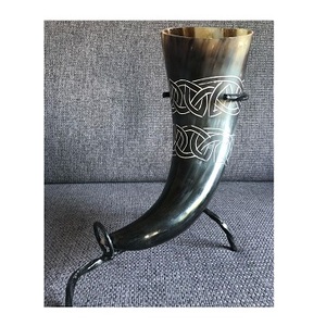 Gobelet en corne de bûcheron poli de style viking, fait à la main, style animal, chope à bière pour boire et décoration d'intérieur, artisanat - Product Image 4