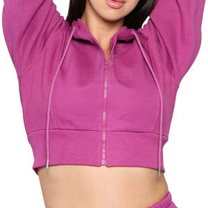 Ropa de mujer Ropa de invierno Crop Top Track Suits Set Nuevo diseño Oem Service Crop Top Track Suits Set - Product Image 5