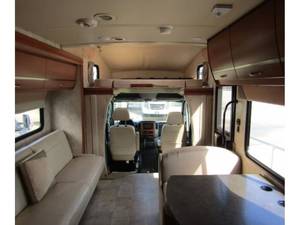 Camping-car mobile 2011 Winn-Eb-Ago View 2-4K, une chambre pour 4-6 personnes, prêt à être expédié - Product Image 5