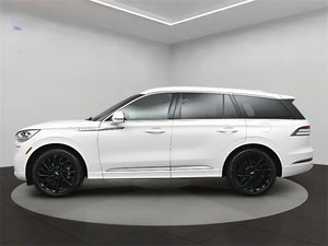 Lincoln Aviator Reserve 2021, Volante a la Izquierda, 6 Asientos - Product Image 2