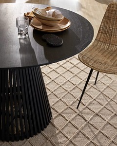 Mesa de comedor redonda de 4 plazas de madera de mango macizo hecha de madera de mango macizo 100% Muebles de comedor - Product Image 3