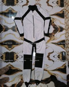 Traje de Paracaidismo Profesional Personalizado, Talla a Medida, Traje de Vuelo Libre Aerodinámico para Hombres y Mujeres, para Túnel de Viento y Paracaidismo - Product Image 3