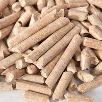 Briquettes de bois de pin 100% bois dur de haute qualité 6mm 8mm, granulés de biomasse, copeaux de bois de pin naturel, bois de chauffage haute densité en vrac