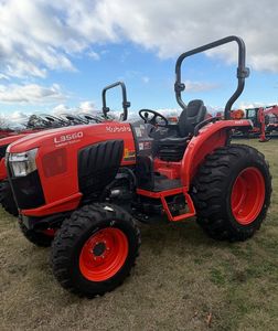 รถแทรกเตอร์ตีนตะขาบสำหรับงานเกษตร 20 แรงม้า ขับเคลื่อน 4 ล้อ - Product Image 6