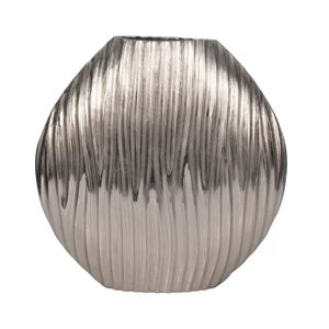 Adorno para el hogar Florero de metal para juego vintage Centros de mesa para Decoración de mesa Boda Hogar y eventos por Ambience Lifestyle - Product Image 4