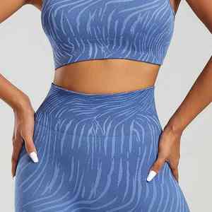 Ropa de gimnasia transpirable con estampado de cebra para mujer, mallas de Yoga a rayas, conjunto deportivo para Fitness, ropa de entrenamiento con logotipo frontal - Product Image 4