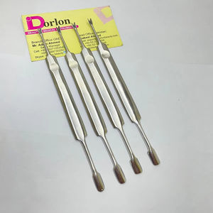 Coupe-cuticules en acier inoxydable avec poussoir à ongles Durable Qualité supérieure Logo personnalisé Soins des ongles personnels Toilettage Pousse-cuticules - Product Image 1