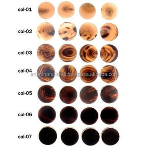 Ébauches de boutons en corne de buffle naturelle de qualité supérieure fabriquées à la main pour les vêtements de chemise en jean et autres en provenance d'Inde. - Product Image 2