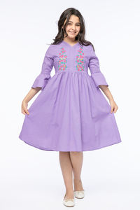 Dernier style Robe pour fille d'excellente qualité avec manches trois-quarts Vêtements de fête brodés-Fabrication en gros OEM ODM - Product Image 6