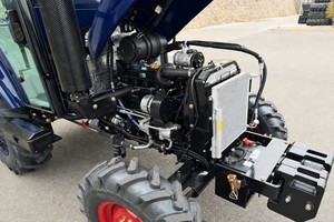 Tractor de 80HP con Calidad Internacional y Caja de Cambios 8+2, Chasis con Certificación CE - Product Image 4