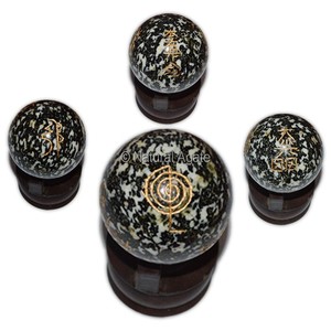 Mayorista de Bolas de Cristal de Ágata Personalizadas con Símbolos de Reiki - Product Image 2