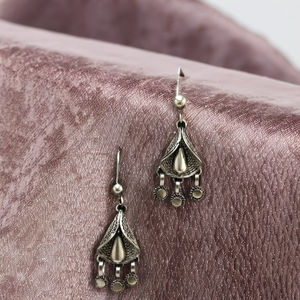 Best Selling High Grade Oxidised 7 <b>Stud</b> Earrings Elegant Glittering Shine Direct India Supplier High Quality Fashion Jewelry - Product Image 1